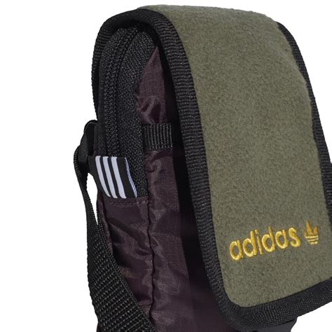 adidas schouder tas|Adidas Schoudertassen voor heren online .